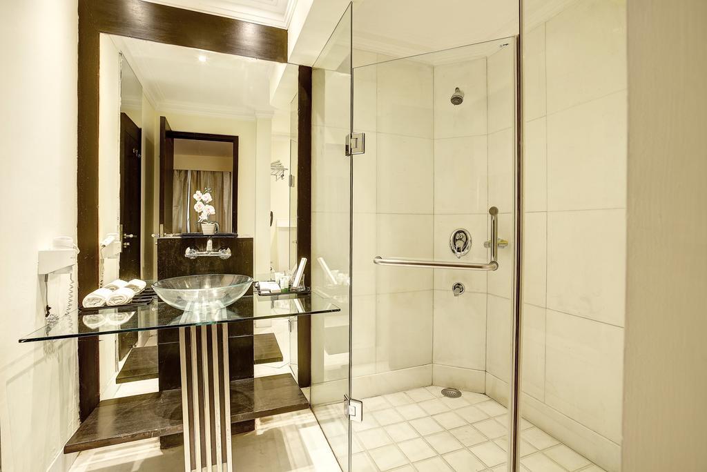 Western Court Chandigarh Luaran gambar