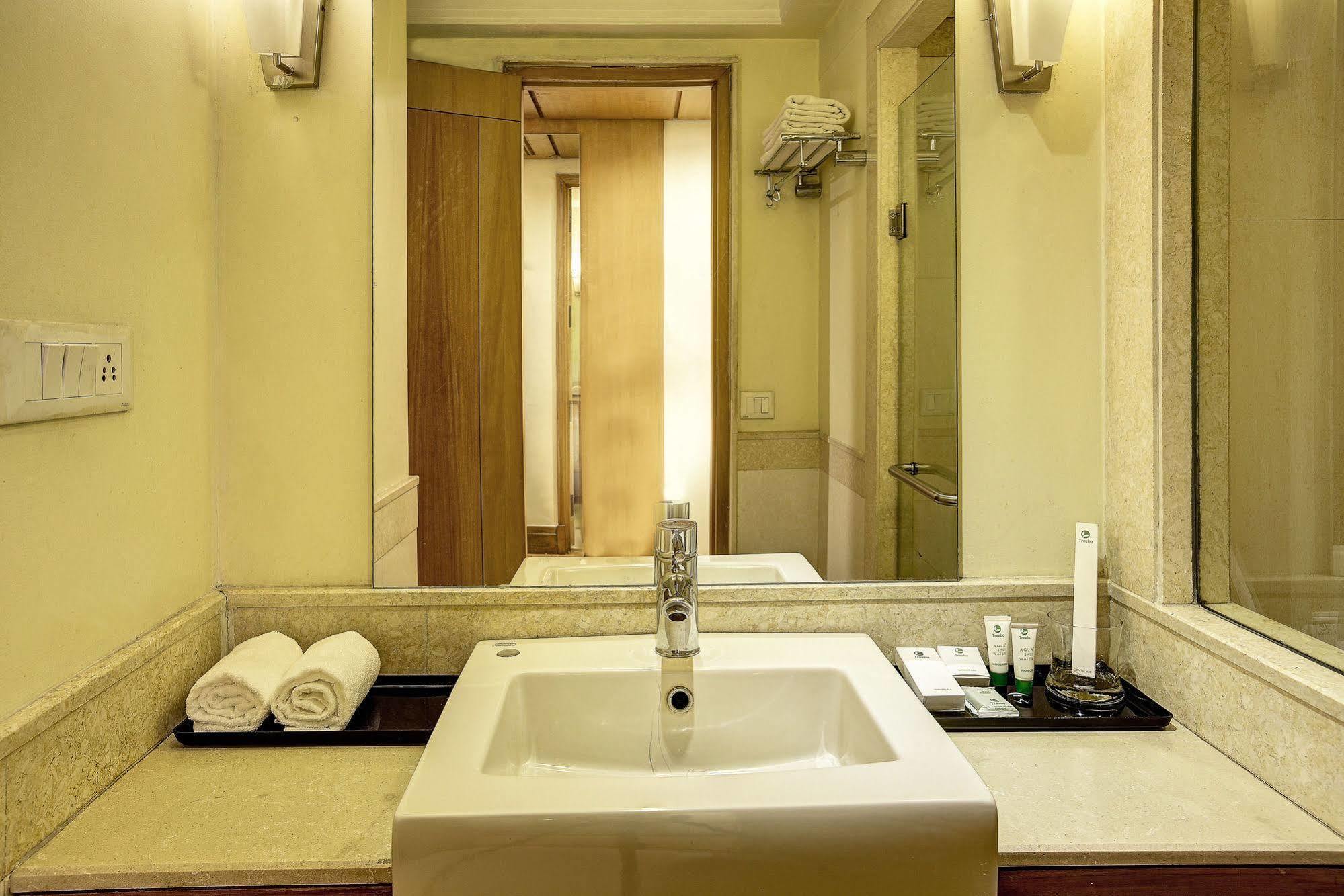 Western Court Chandigarh Luaran gambar