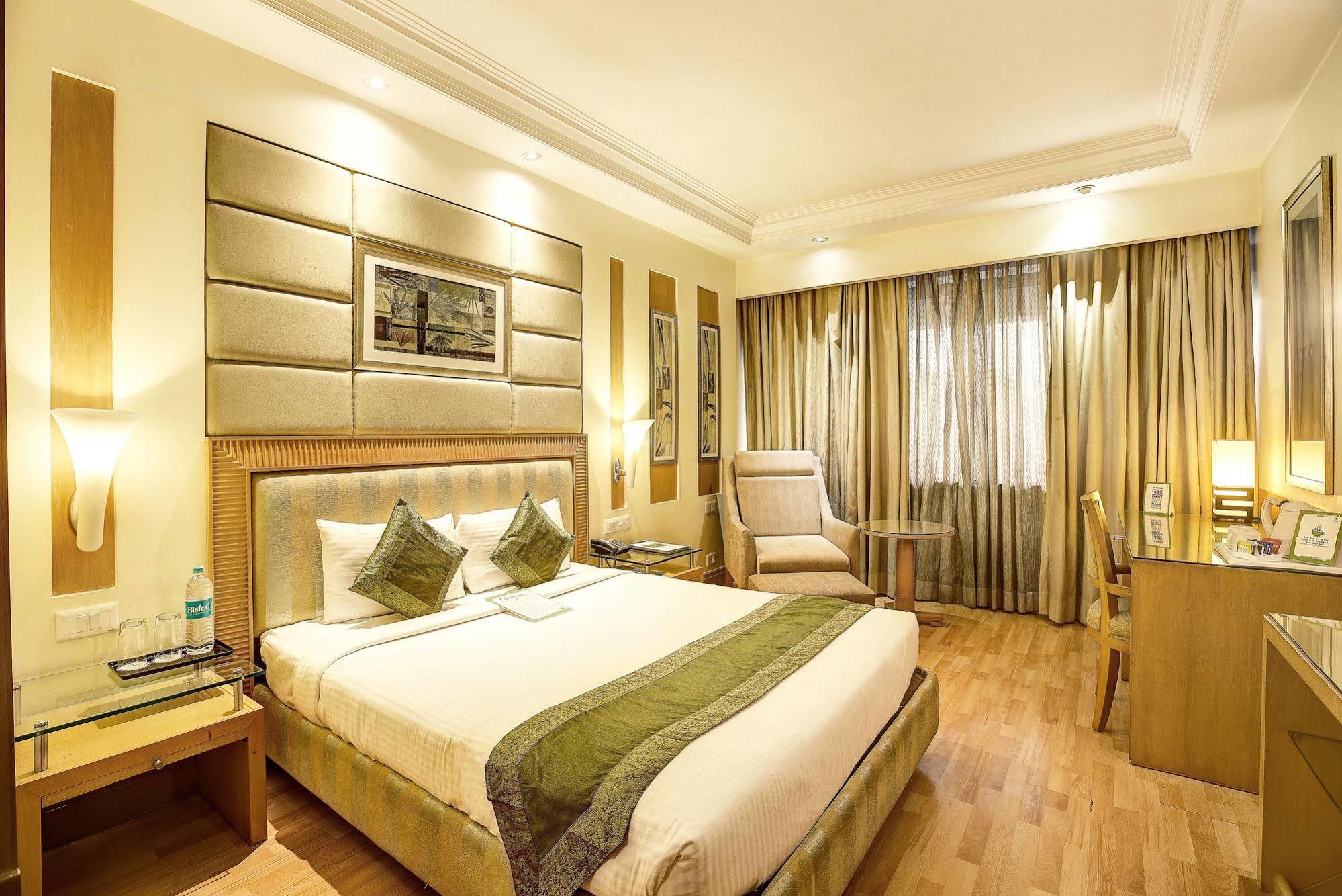 Western Court Chandigarh Luaran gambar