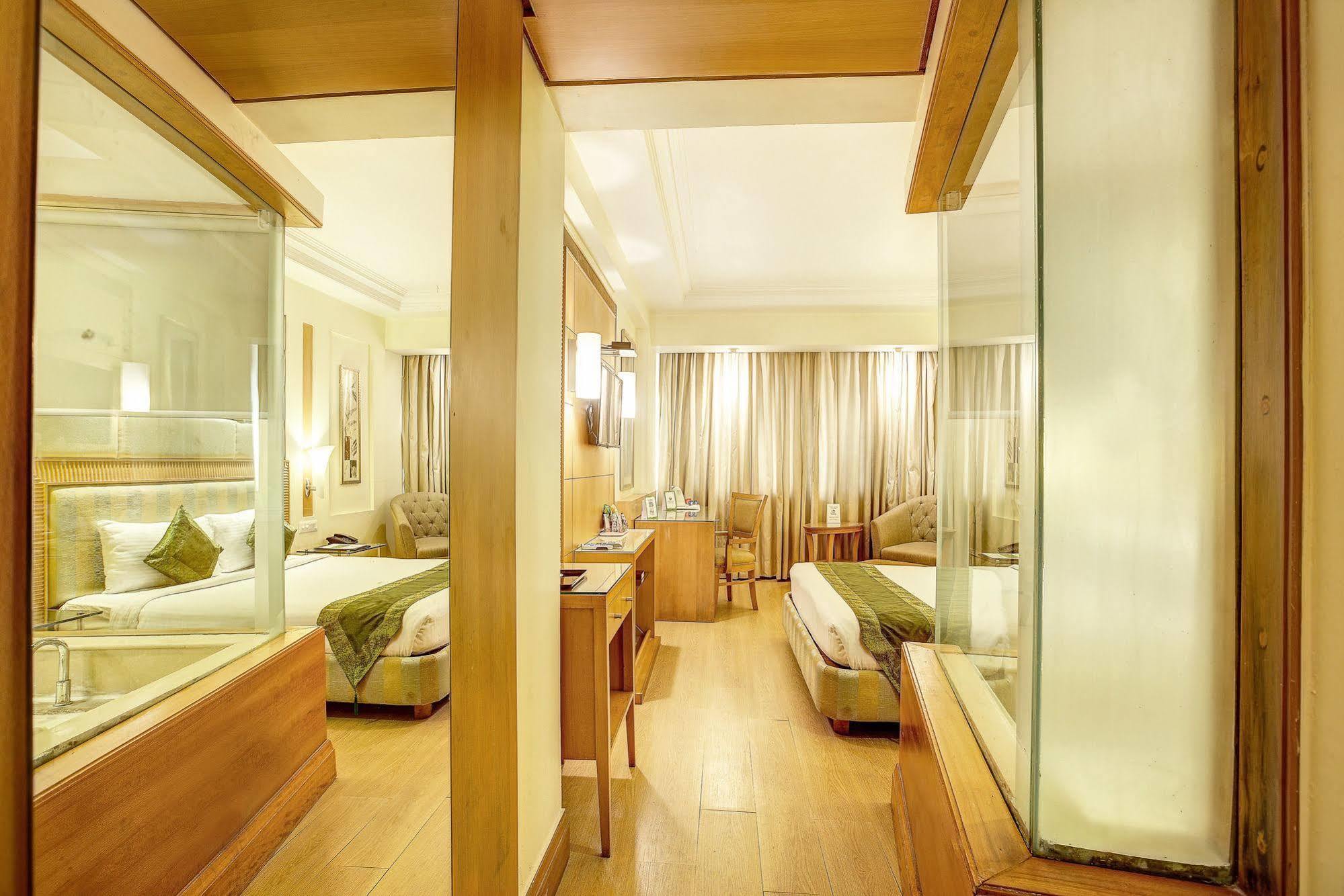 Western Court Chandigarh Luaran gambar
