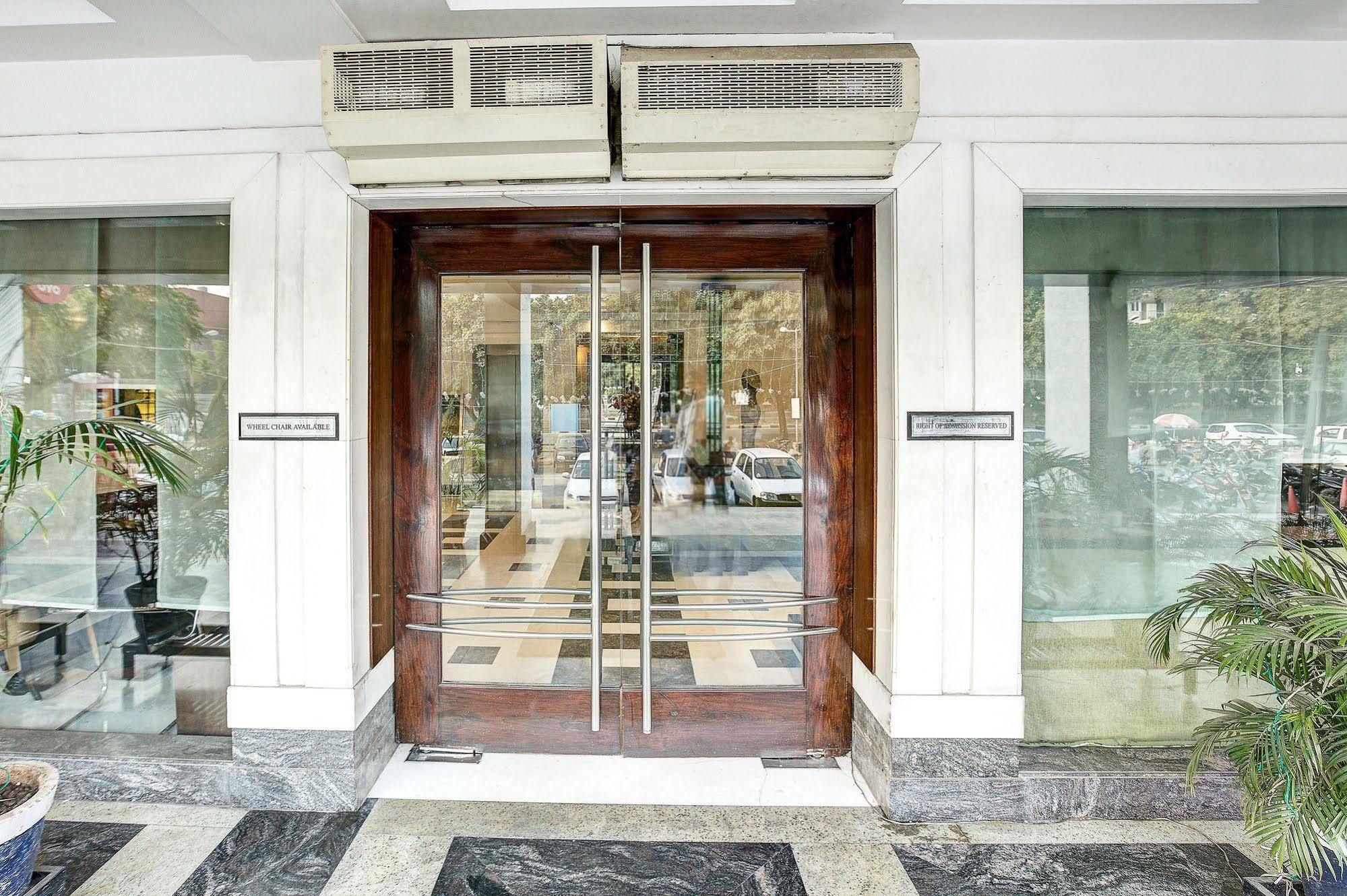 Western Court Chandigarh Luaran gambar